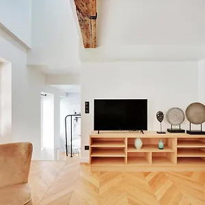 Cmg Résidence République - Rue Béranger Apartamento