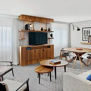 Le Meridien Etoile Otel