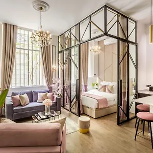 Apartment Merveil - Luxury - Marais - Archives I, Paris