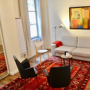 Apartment 1 Bedroom In The Heart Of The Marais Area, Paris