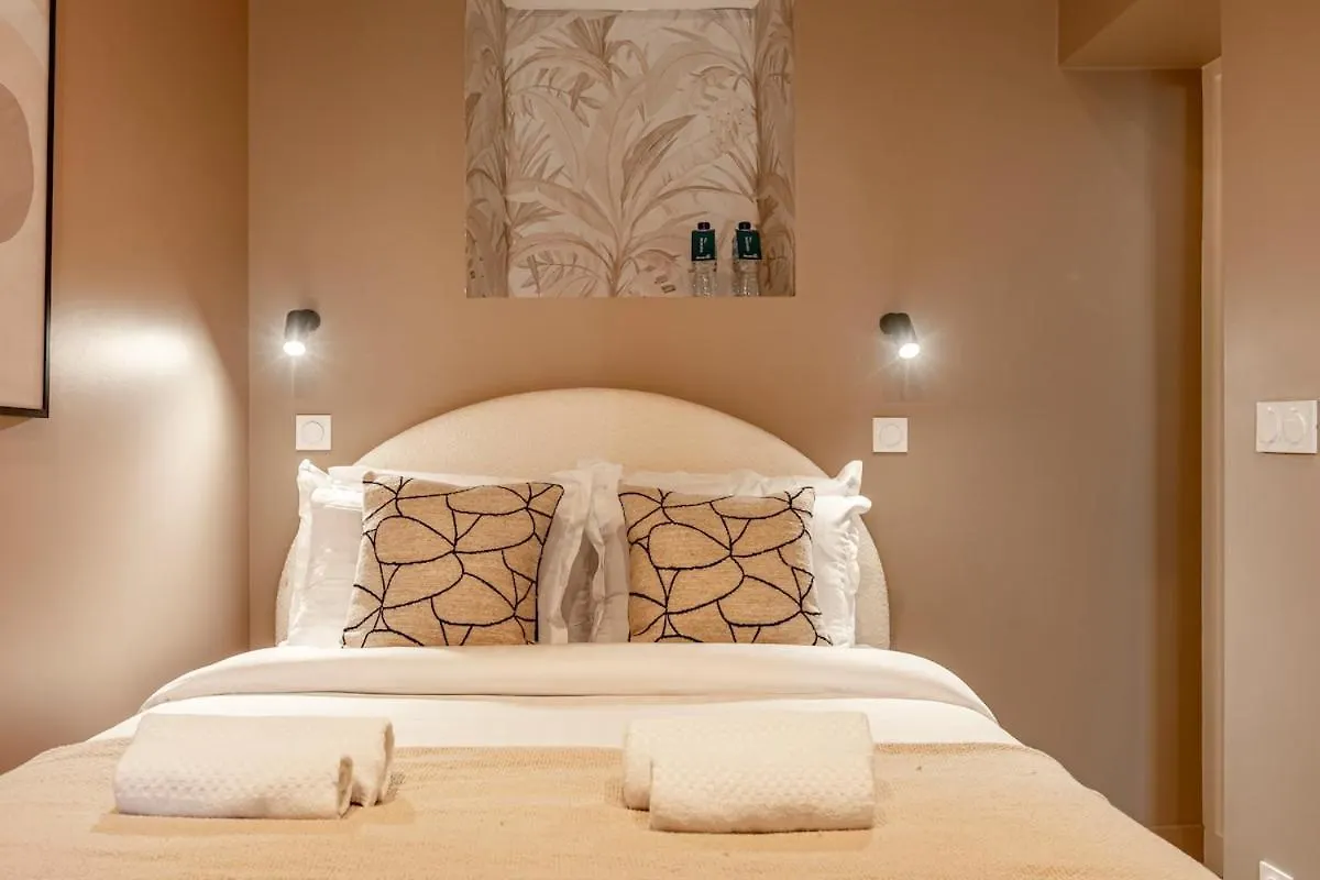 A43 Republic # 1Bedroom # Marais # Paris03 # Ac Francie